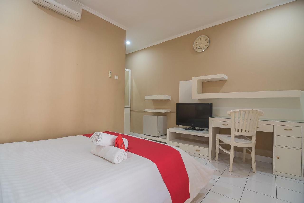 Reddoorz Near Setrasari Mall 2 Bandung Kültér fotó