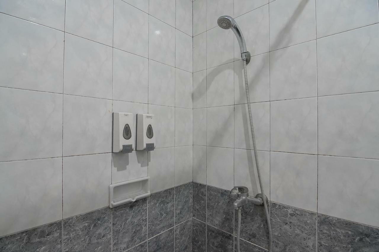 Reddoorz Near Setrasari Mall 2 Bandung Kültér fotó