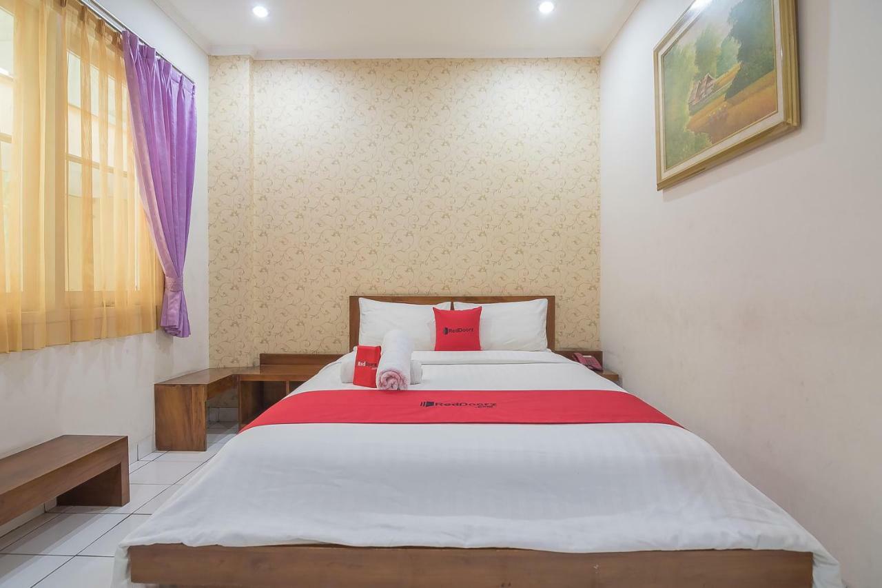 Reddoorz Near Setrasari Mall 2 Bandung Kültér fotó