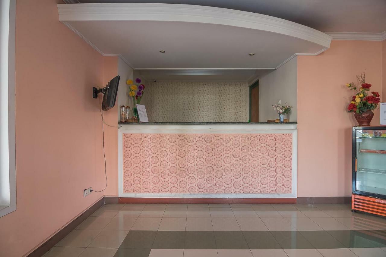 Reddoorz Near Setrasari Mall 2 Bandung Kültér fotó